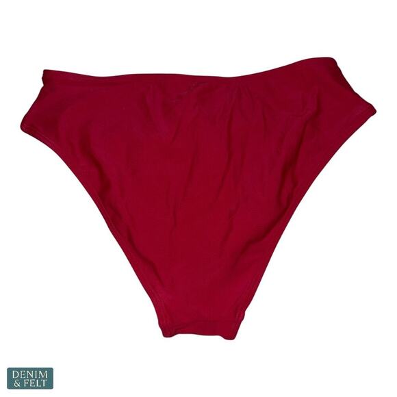 Cupshe Sangria Bliss Red Bikini Set XS Bust Enhancing Scallop Swimwear NEW/NWT!! - Picture 12 of 15